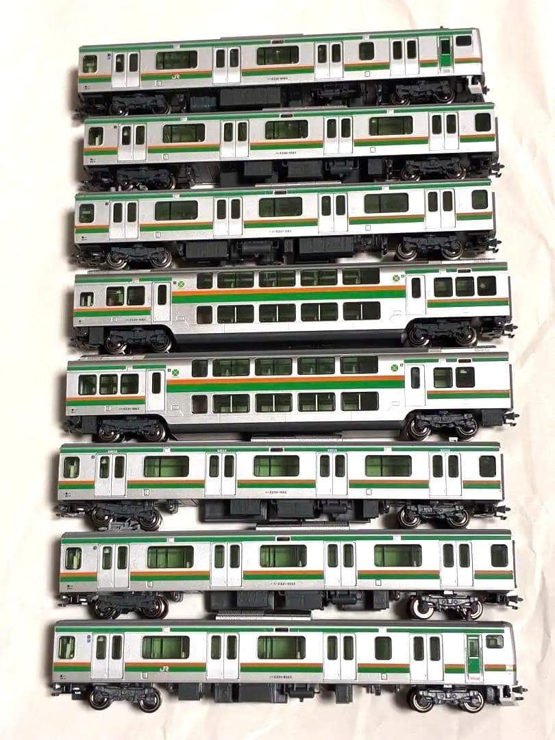 JR E231系8両 kato ライト室内灯点灯確認済