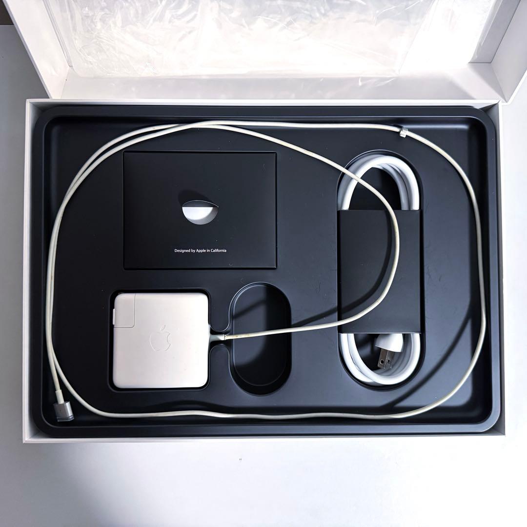 新品アダプタ付き MacbBook Pro 15インチ Mid 2014