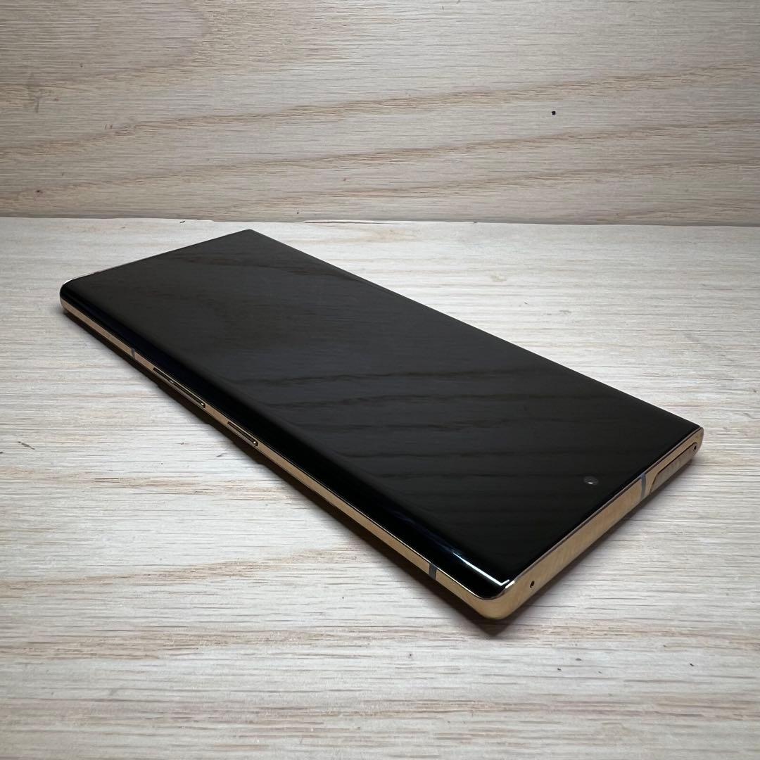 富士通arrows NX9 F-52A本体 E27