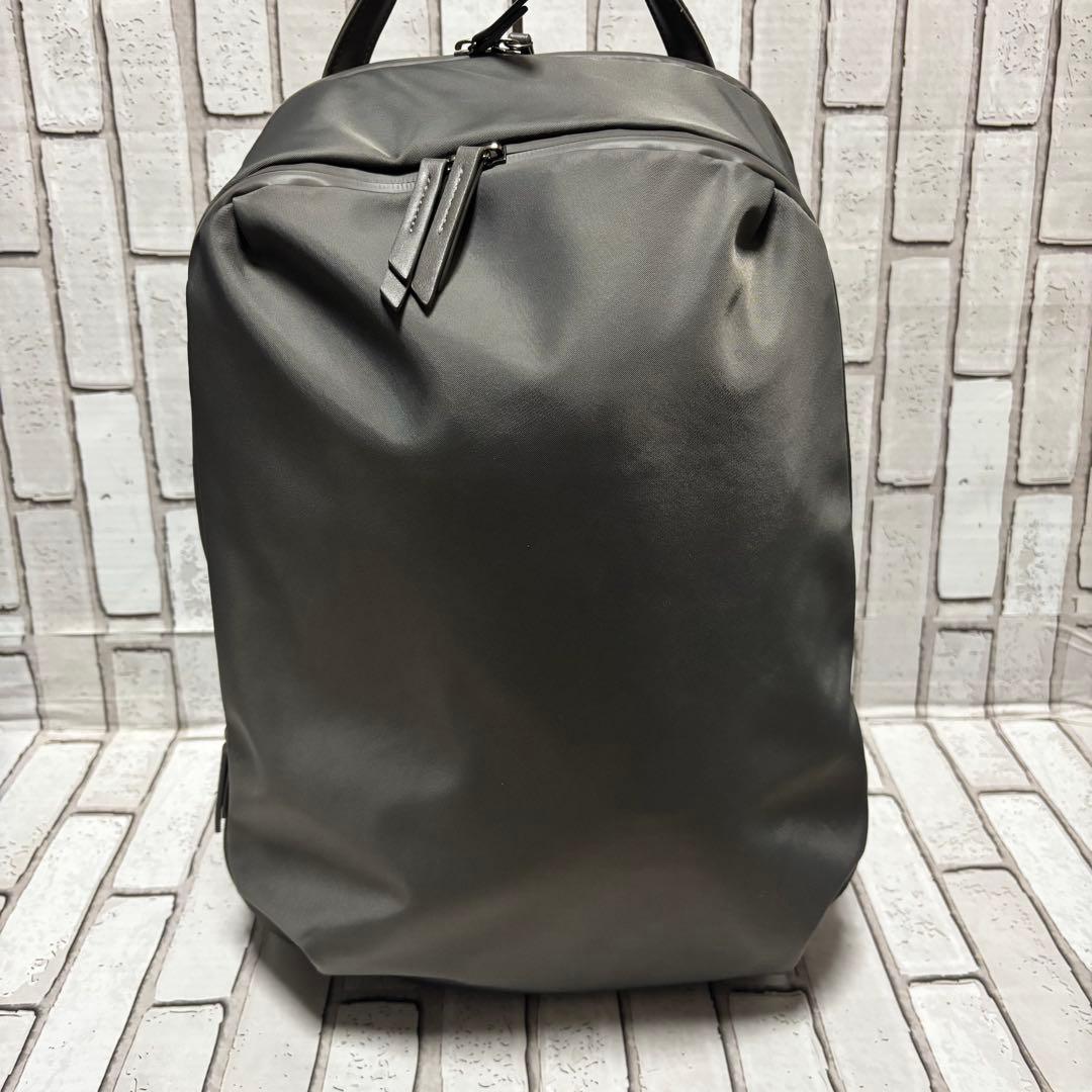 美品 SUIT SQUARE×ACE共同開発 リュック 撥水 ナイロン グレー