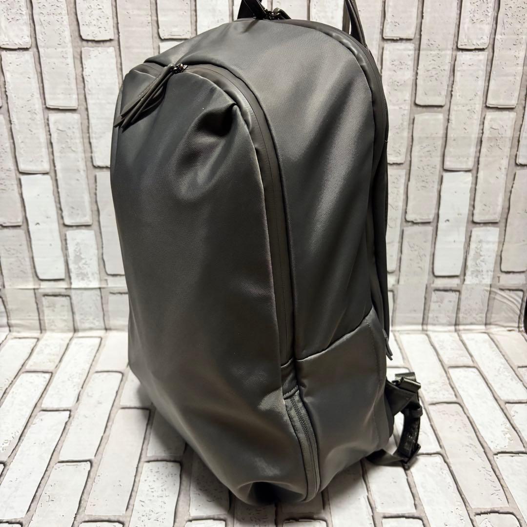 美品 SUIT SQUARE×ACE共同開発 リュック 撥水 ナイロン グレー