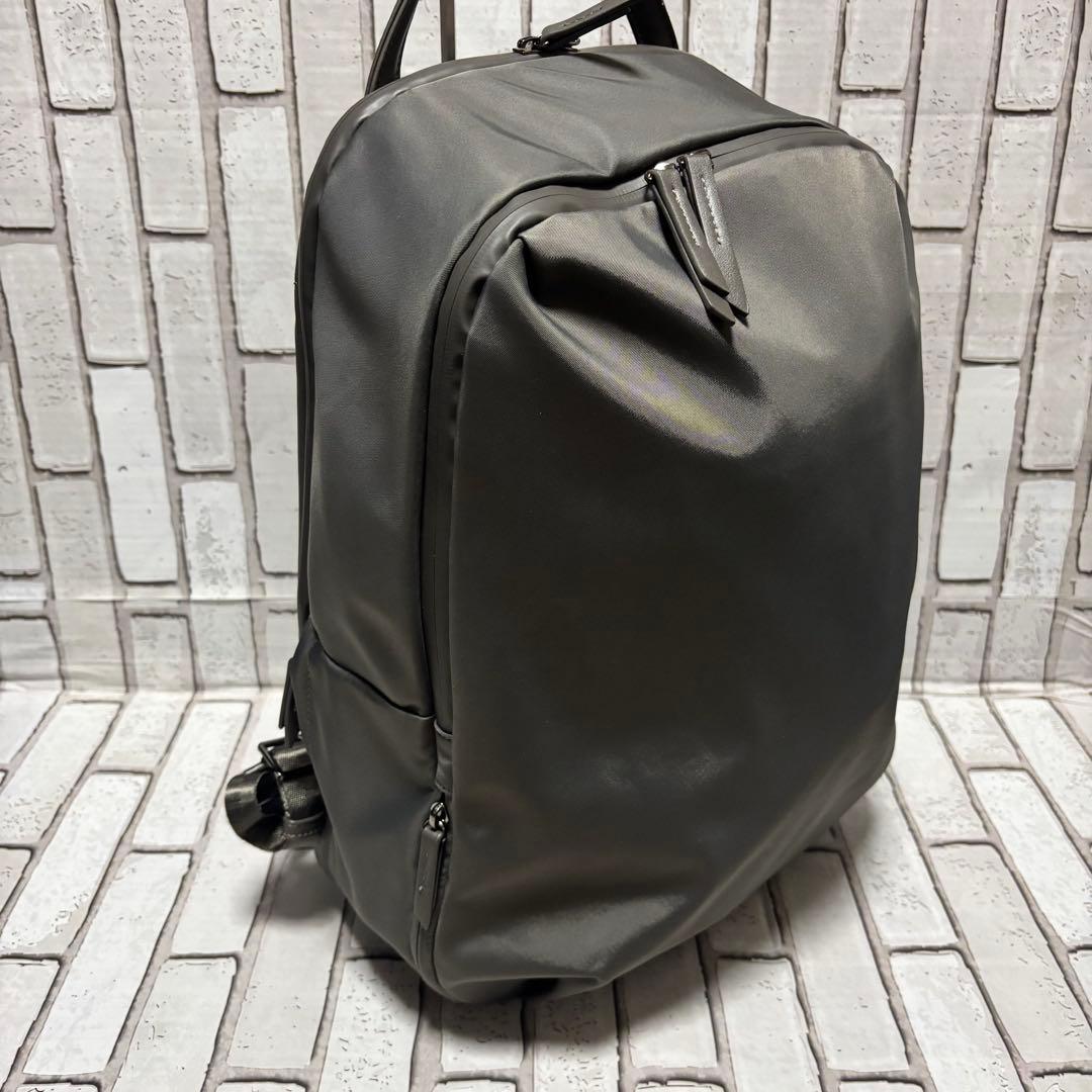 美品 SUIT SQUARE×ACE共同開発 リュック 撥水 ナイロン グレー