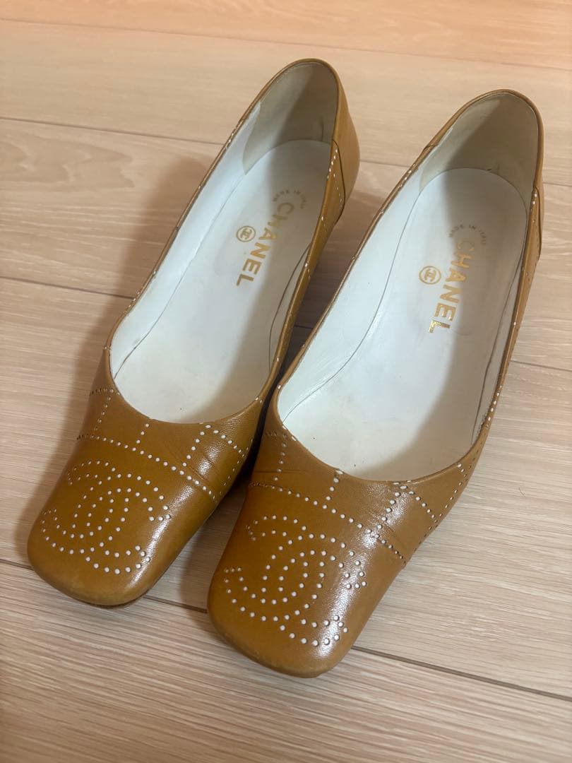 CHANEL ブラウンパンプス 37.5