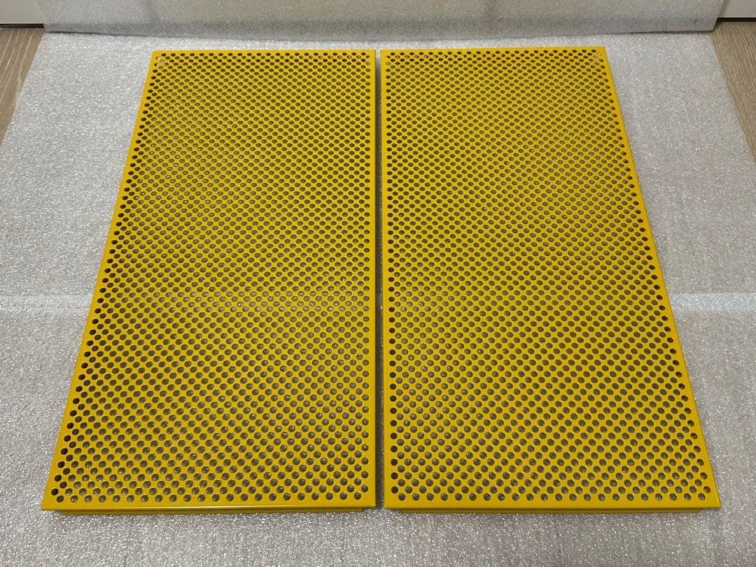 USMハラー 純正 パンチングパネル 500×250モジュール イエロー 2枚①