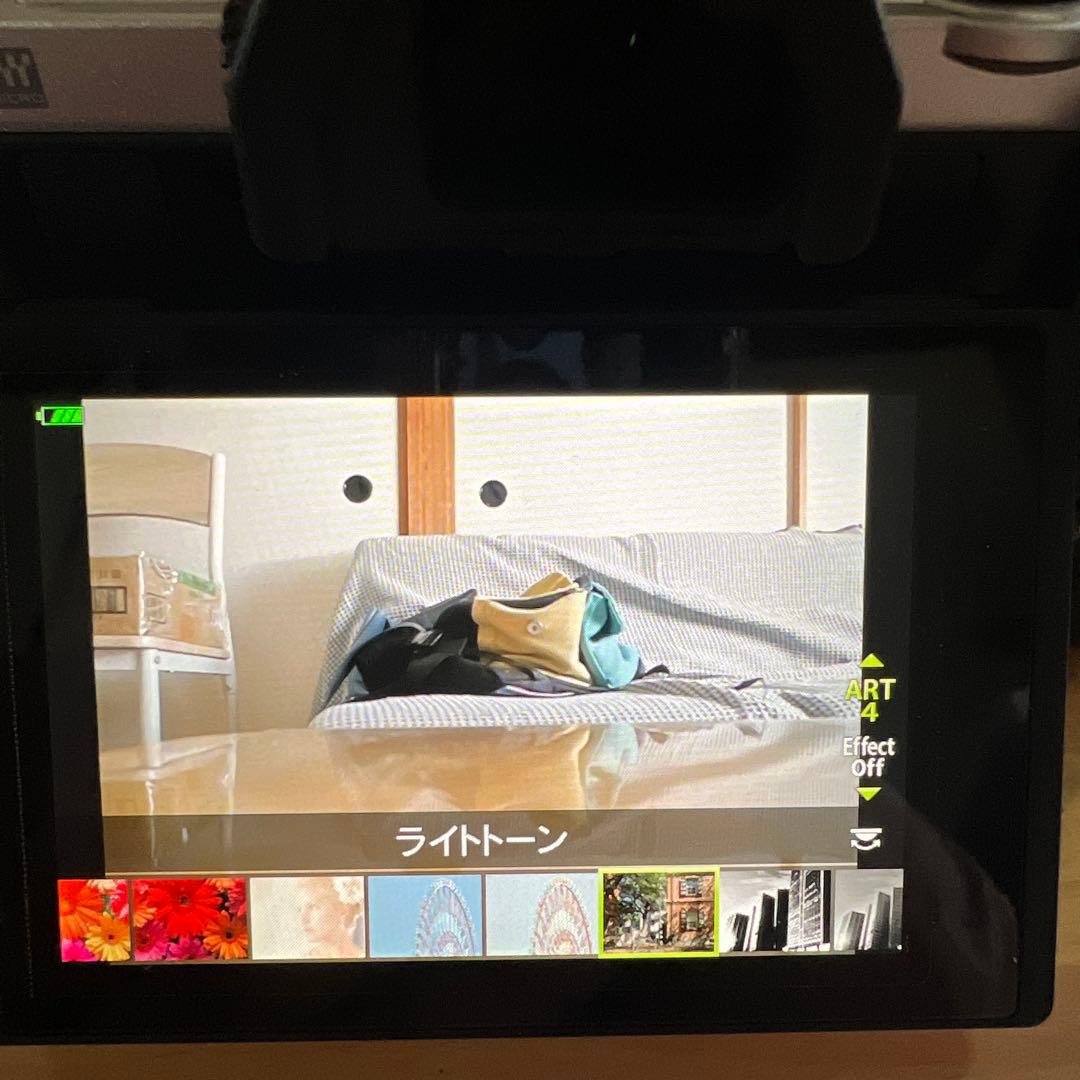 超美品Olympus E-M10 Mark III シルバー 3本レンズセット