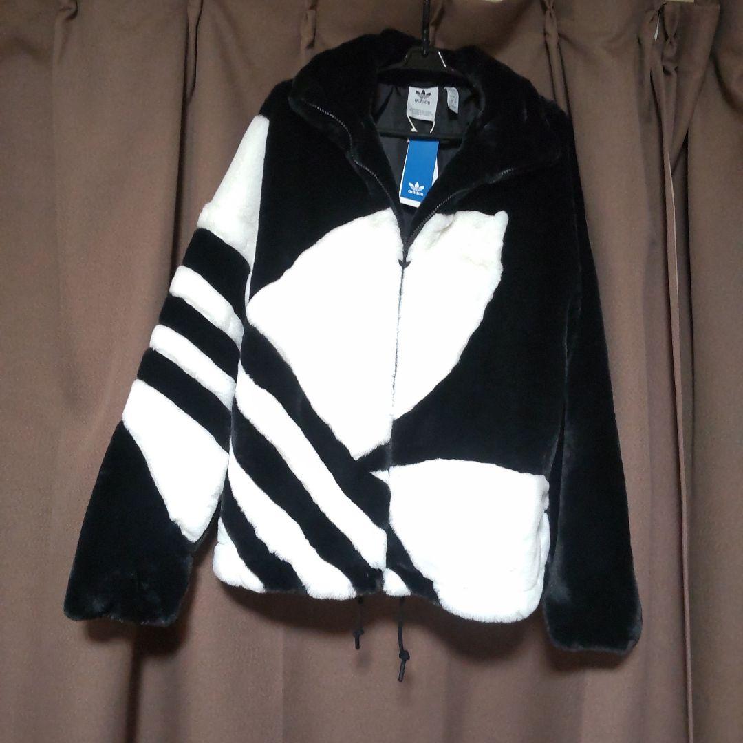 アディダス　ファートラックジャケット
