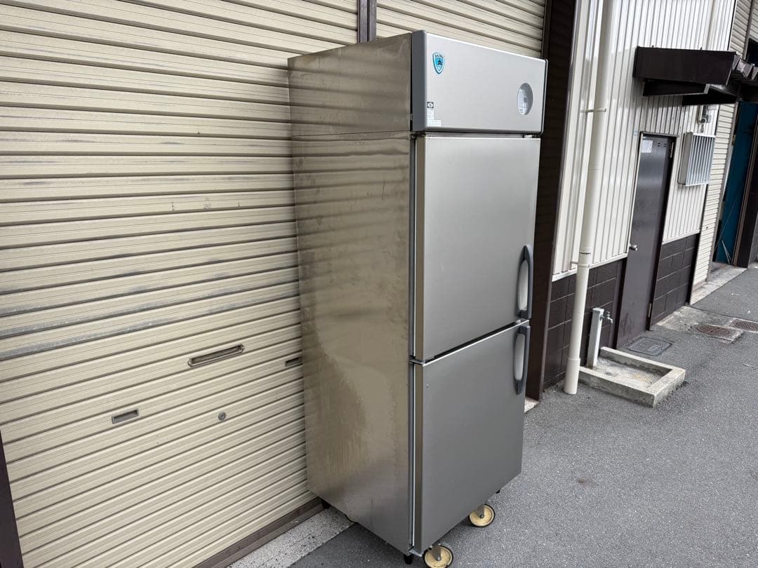大和冷機　業務用　縦型冷凍庫　２０２２年製　厨房　飲食店　２０１YSS-EX