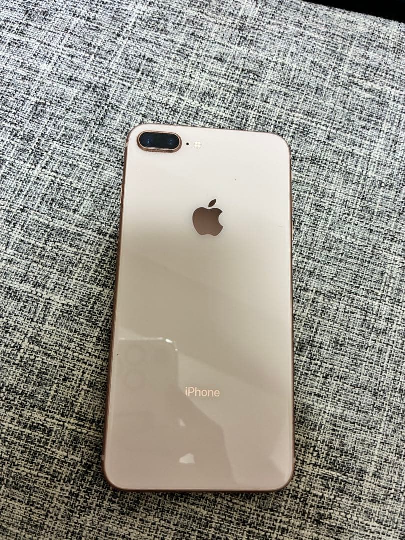 iPhone8プラス