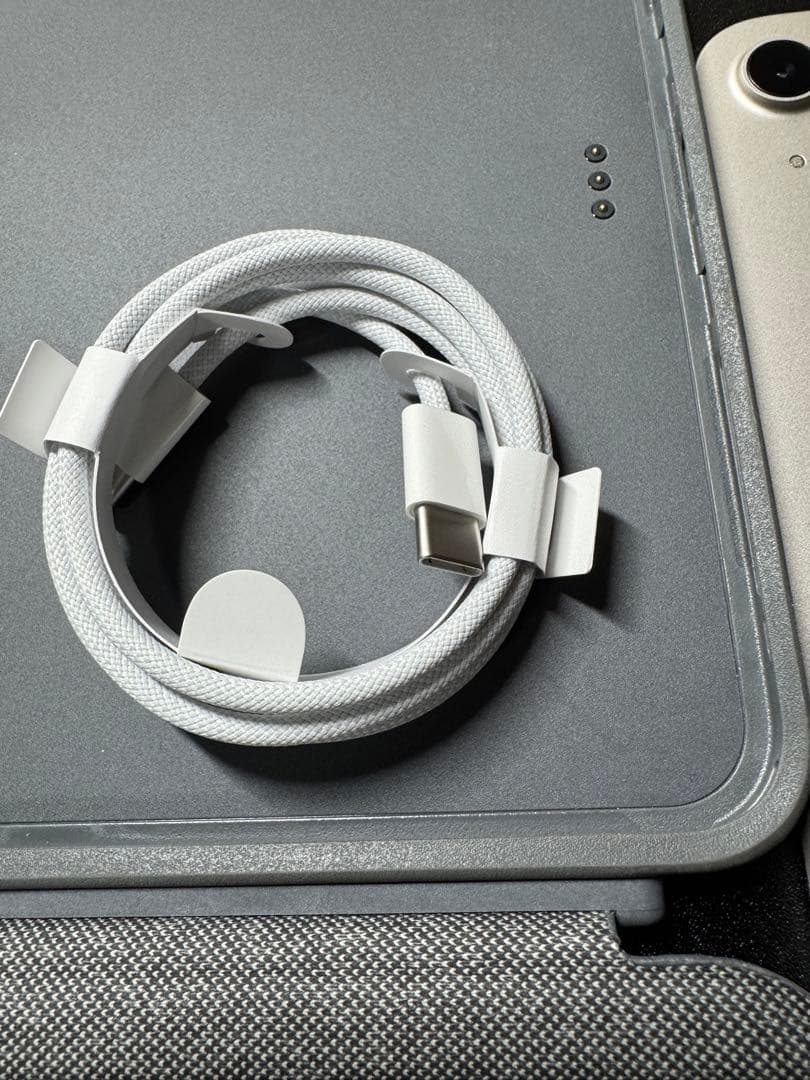 iPad Air第５世代(64GB)+ Logicool ComboTouch