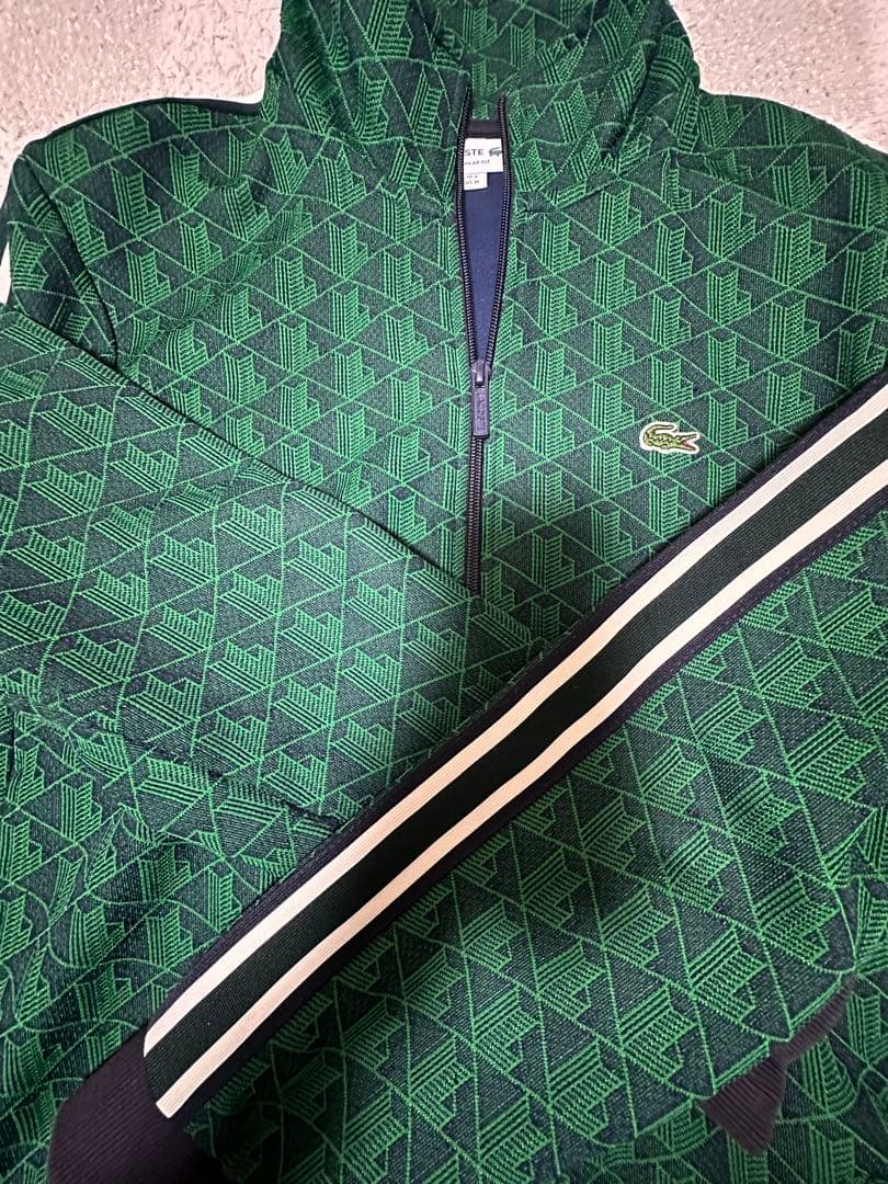 LACOSTEトラックジャケット Mサイズ