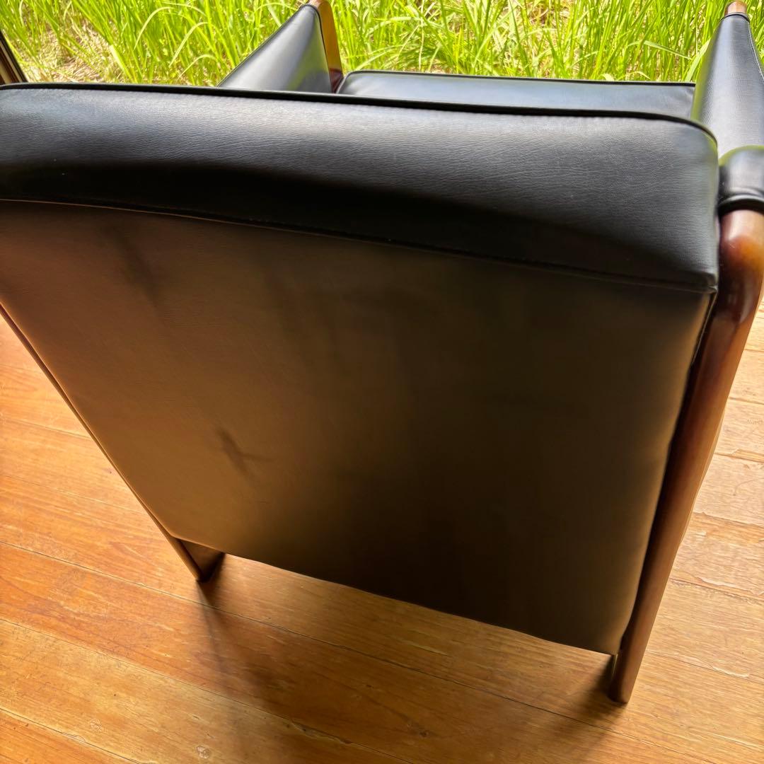 K*p様 ヴィンテージ 木肘ソファ 黒 1人掛け ソファ シンプル モダン