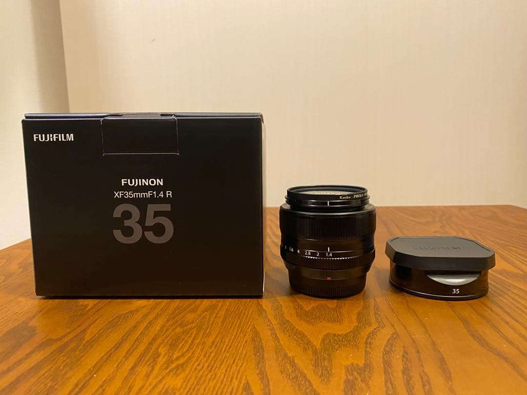 新品同様品　FUJIFILM XF35mmF1.4 R
