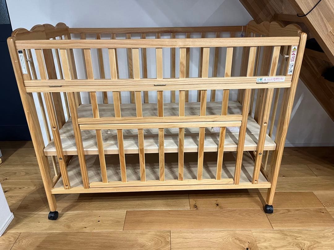 【説明書・部品揃ってます】大和屋　折りたたみベビーベッドFL