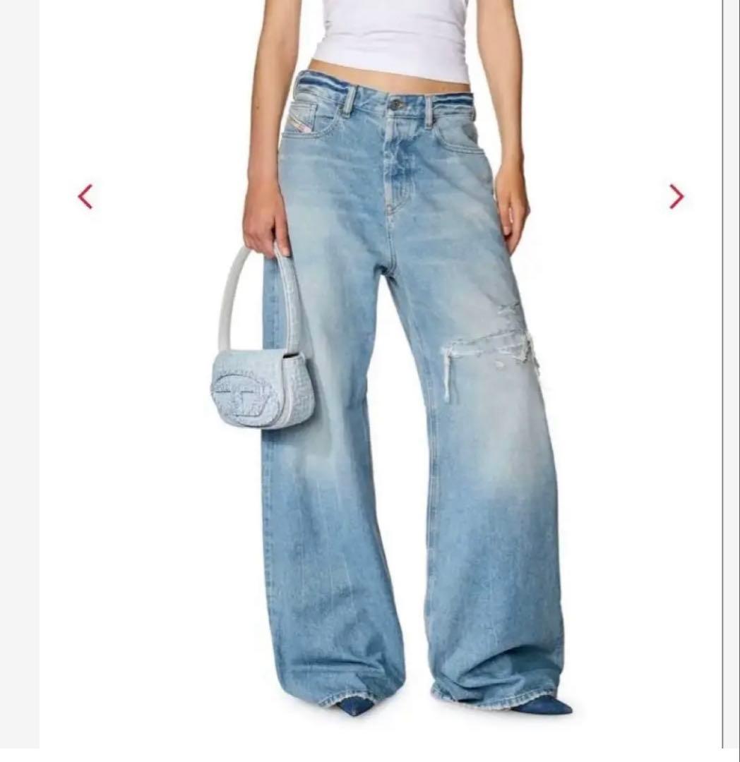 Diesel 1996 D-Sire デニムルーズフィット　W23 ライトブルー