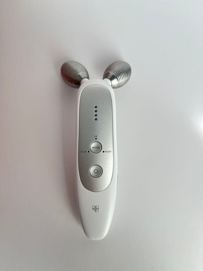 medicube AGE-R DERMA EMS SHOT 美顔器