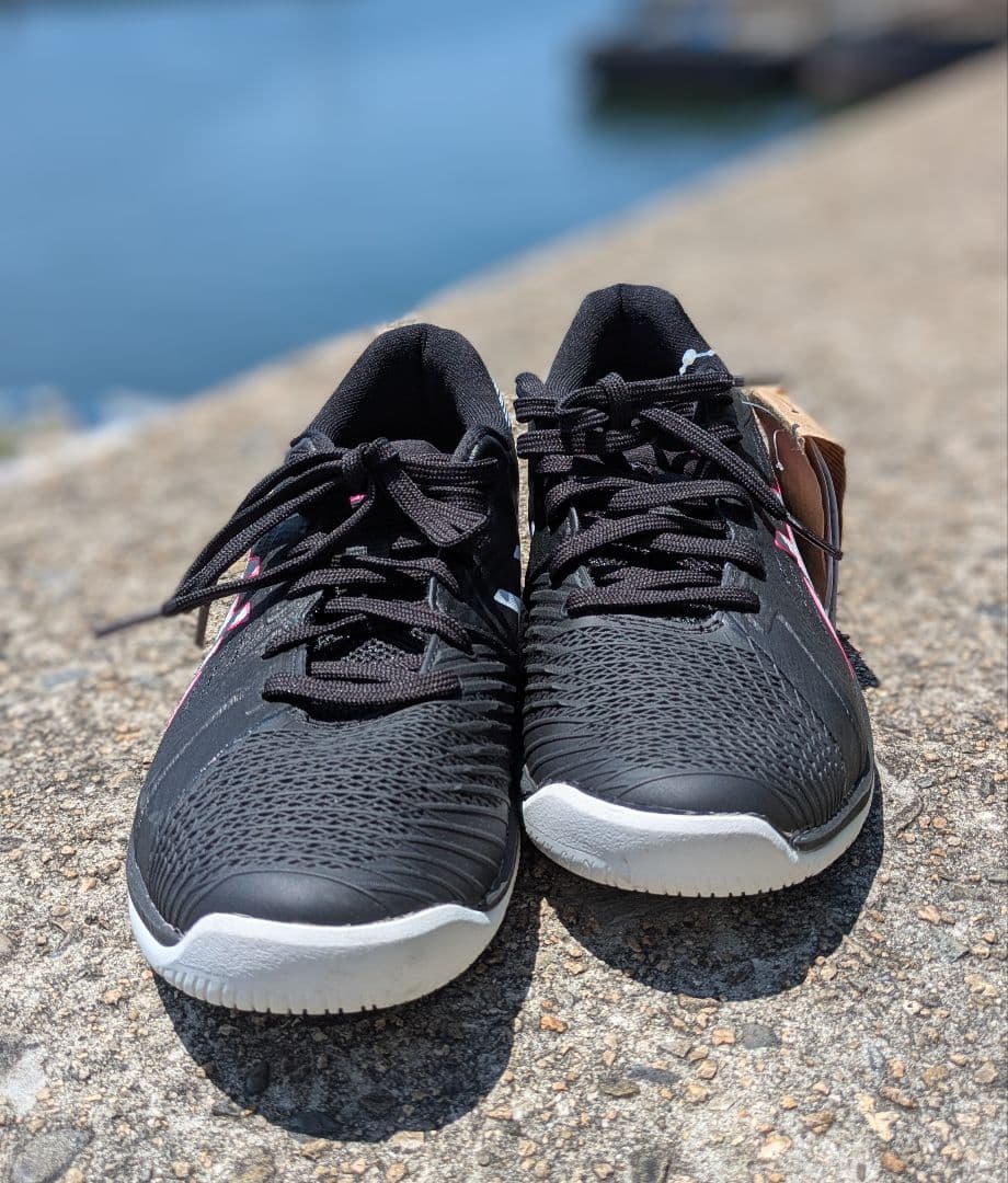 asics テニスシューズ25.5