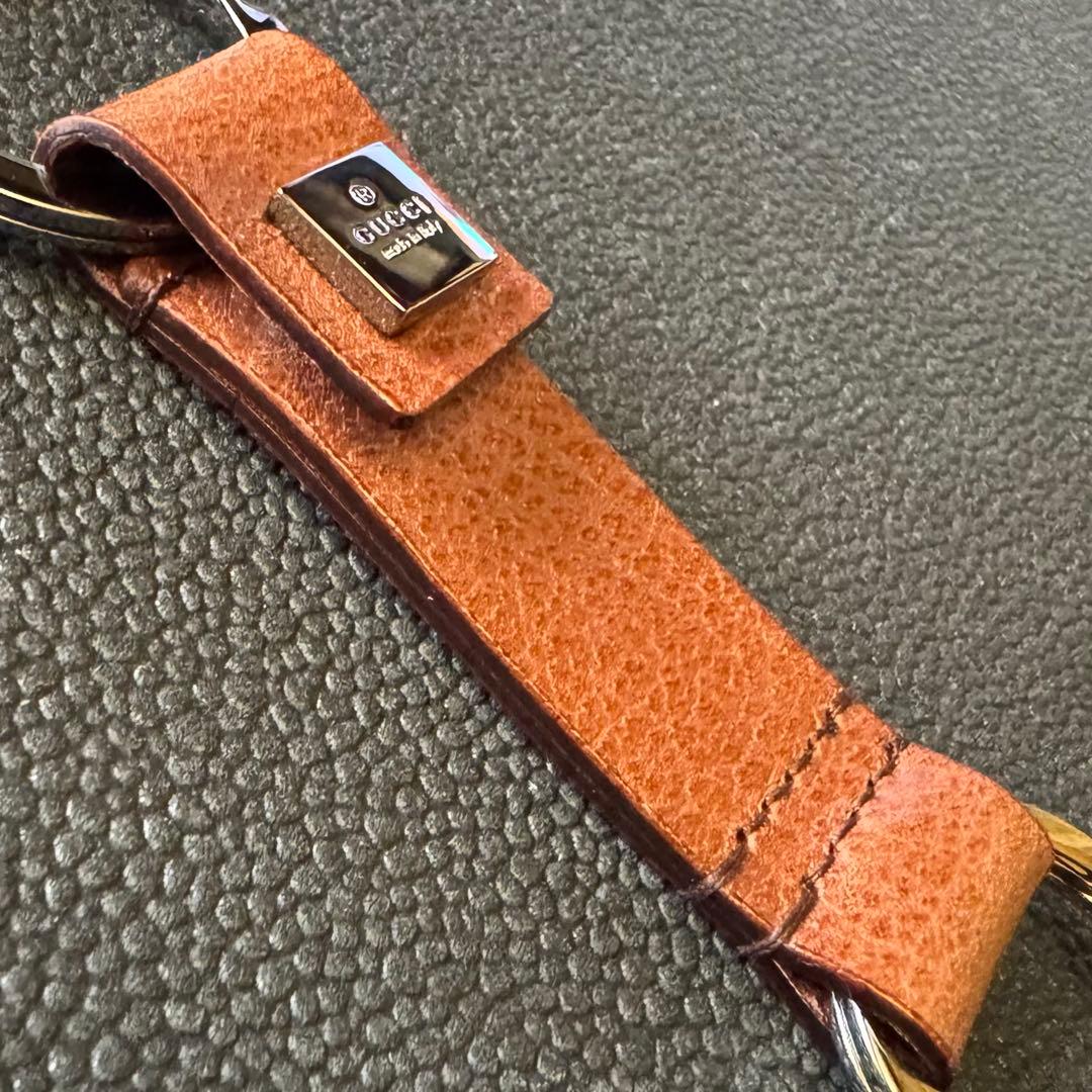 GUCCI ダークブラウンレザー&ガンメタシルバー キーリング キーホルダー極美