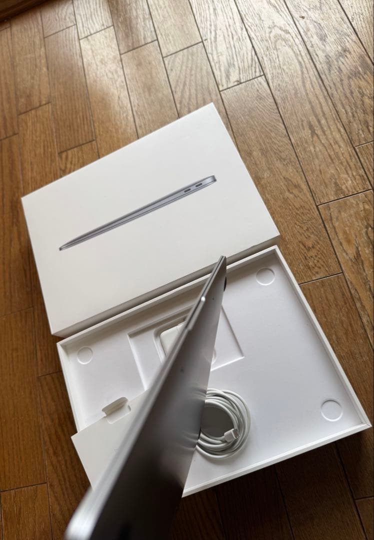 MacBook Air 2020 i5 8GB 512GB 美品