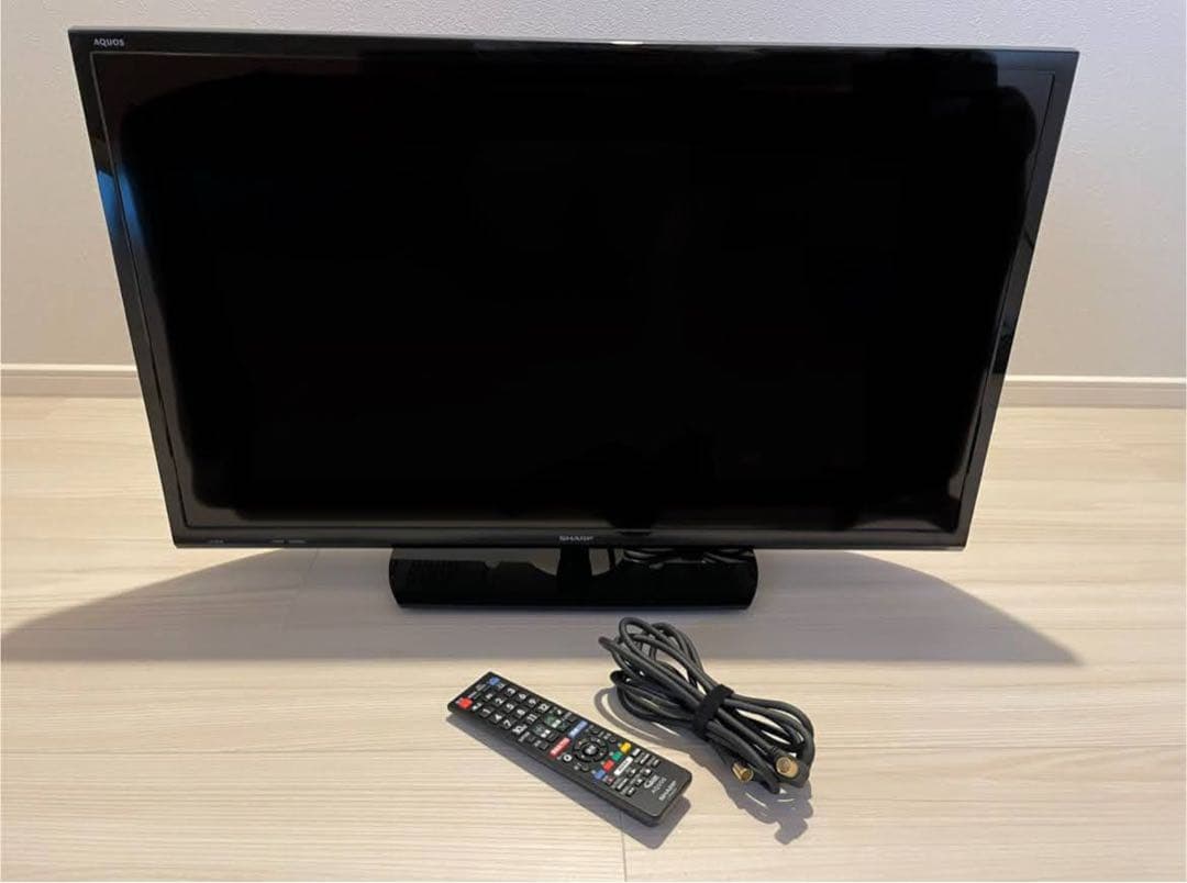 32型 SHARP AQUOS液晶テレビ LC-32S5