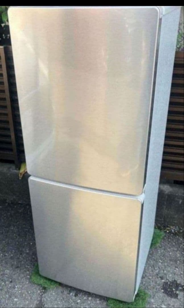 エルソニック冷凍冷蔵庫148L横縞模様　自動霜取り機能付き　2021年製