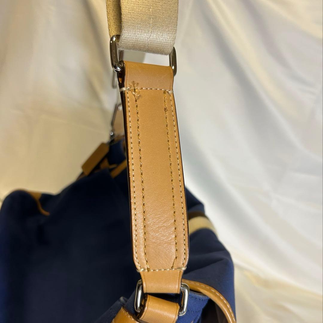 【希少・美品】COACH ボヤージュキャンバスメッセンジャーバッグ ショルダー