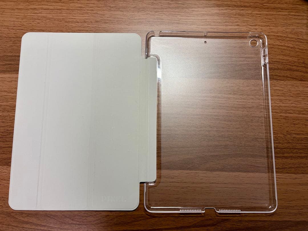 iPad 第9世代 64GB Wi-Fi シルバー 美品 箱・充電器・カバー付き