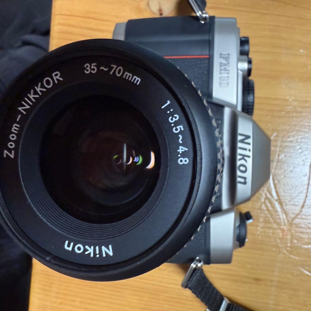 Nikon FM10 一眼レフカメラ NIKKORレンズ付き