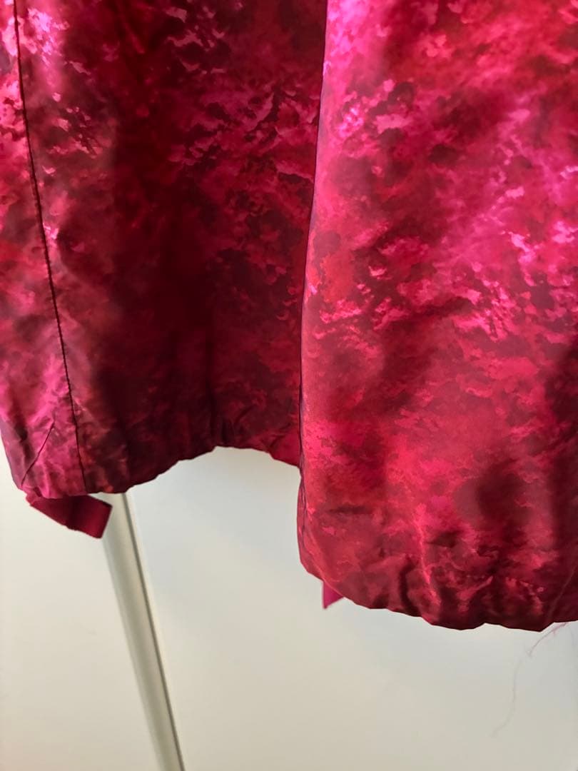 モンクレールガムルージュ　フード付きナイロンコート