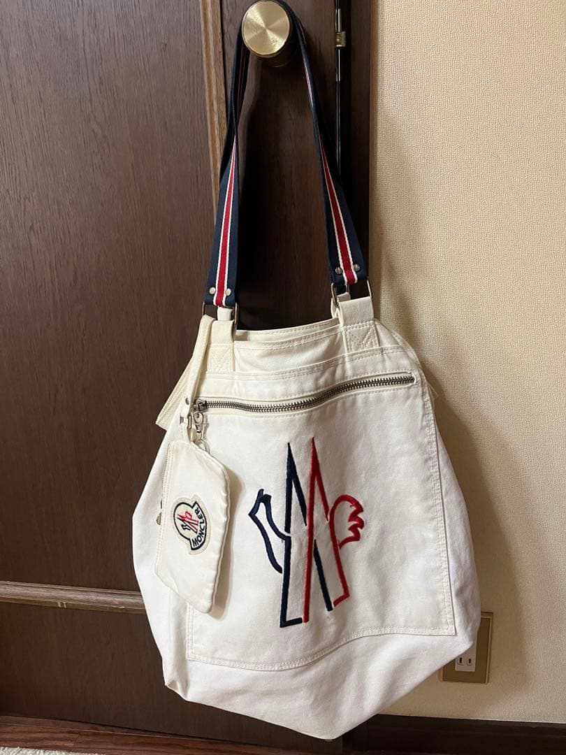 モンクレール めちゃ可愛いマザーズバッグ ラージバッグ ホワイト