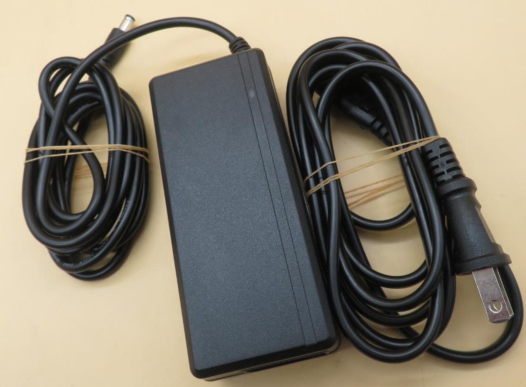 美品　ヤーマン ブルーグリーンショット YJFC0B　光美顔器