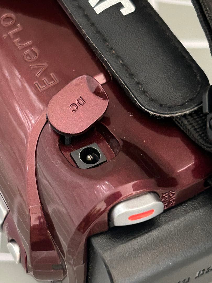 JVC ビデオカメラ　Everio GZ-E265 専用ケース付き！