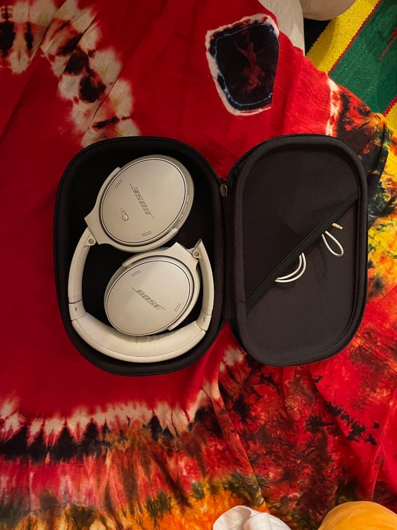 Bose ワイヤレスヘッドホン ホワイト