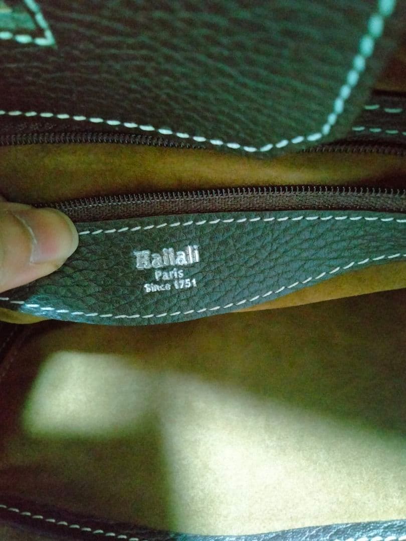 超美品 ハラリ HALLALI ハンドバッグ レザーシボ革 フランス老舗ブランド