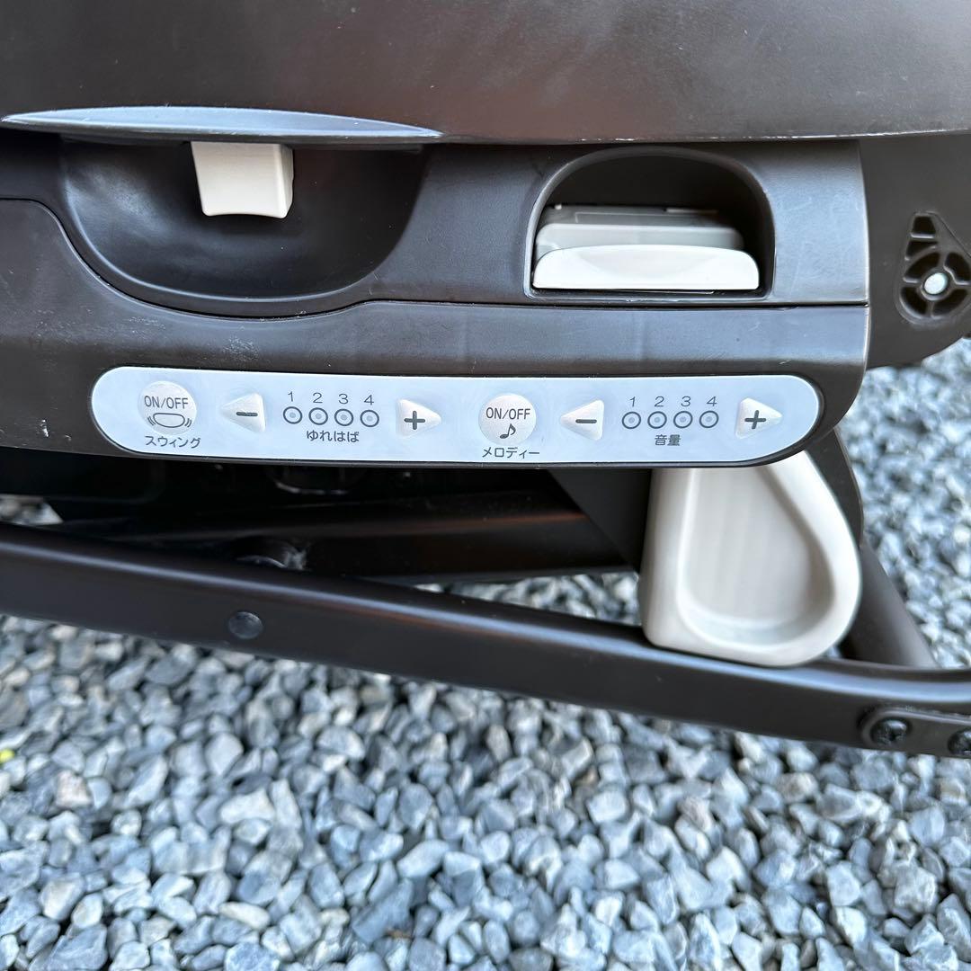 【美品】コンビ　ネムリラ　オートスウィング　ホワイトレーベル　ハイローチェア