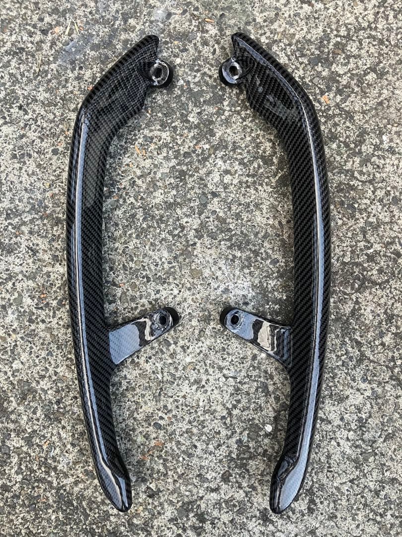 シグナスX5型純正カーボンタンデムバー 交換タイプ