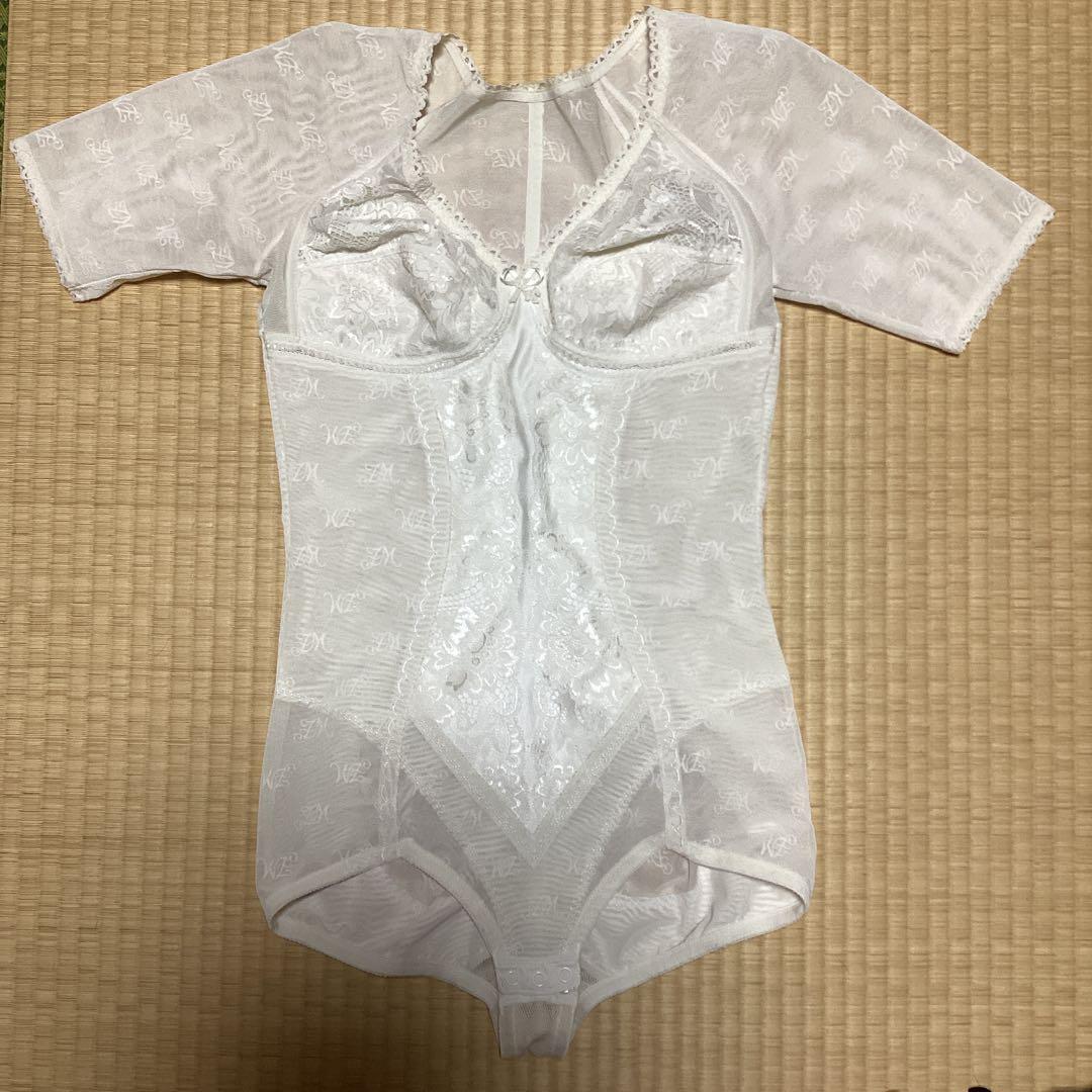 マミエール　ボディスーツ　D95