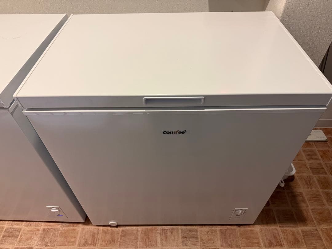 コンフィー(COMFEE') 冷凍庫 198L 上開き ホワイト