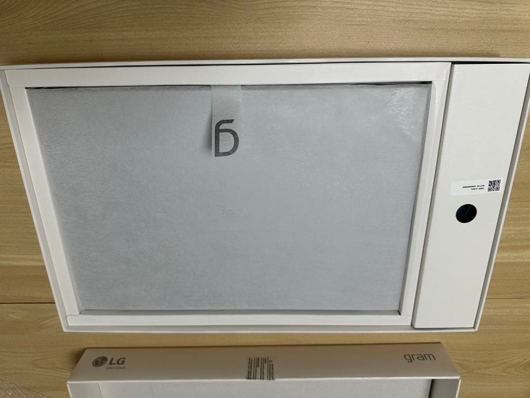 LG gram 16インチ ノートPC 本体