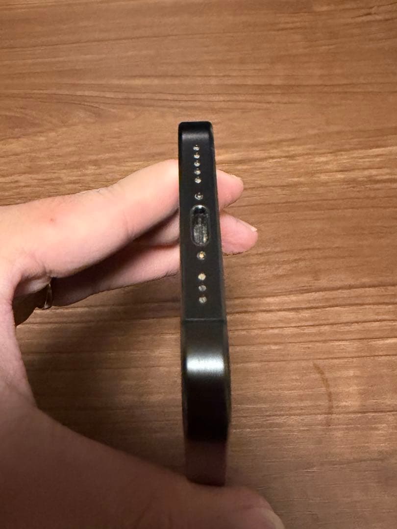 Apple iPhone 15 Pro 256GB ブラックチタニウム