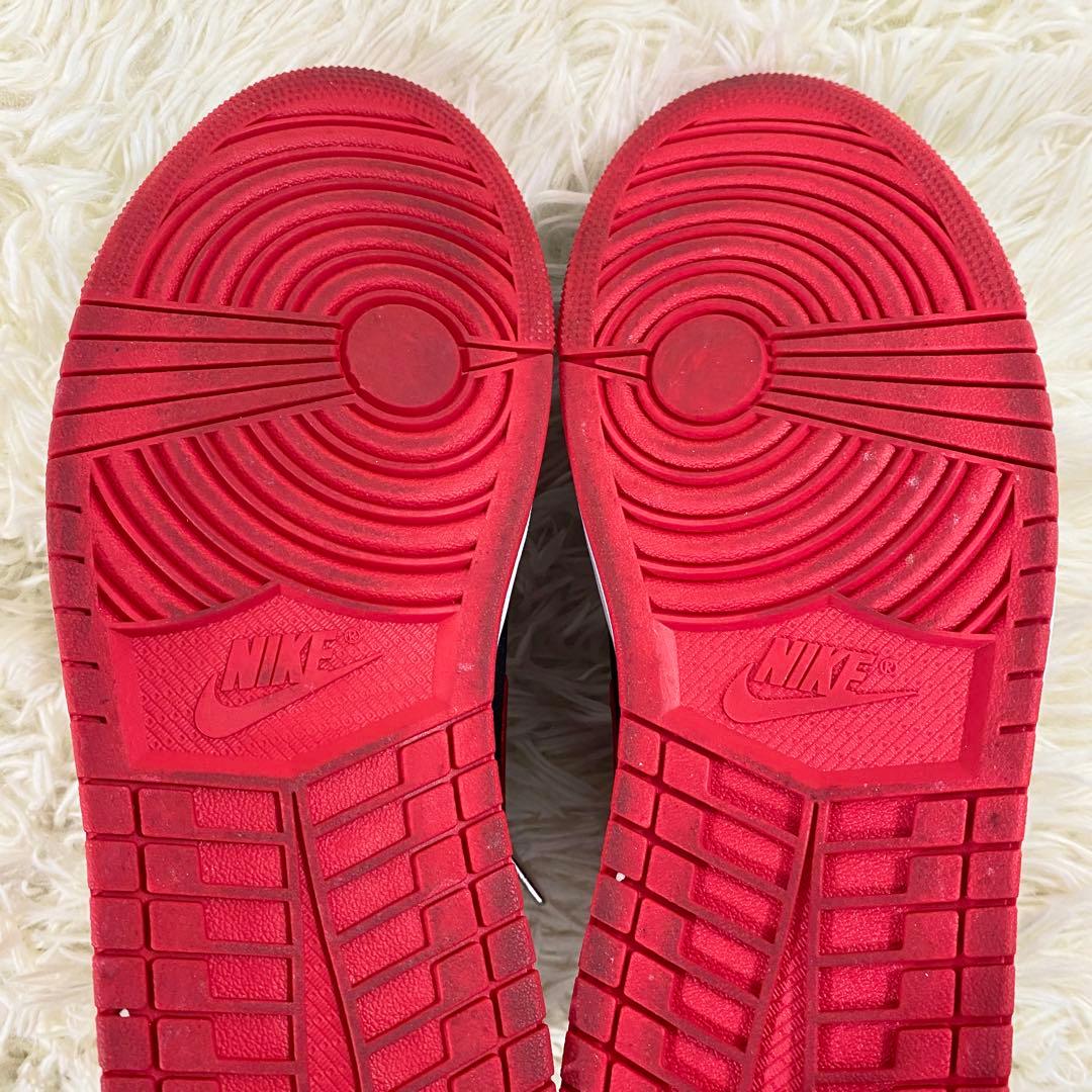 極美品　ナイキ　スニーカー　エアジョーダン1　レトロ　ハイ　サテン　28.5㎝