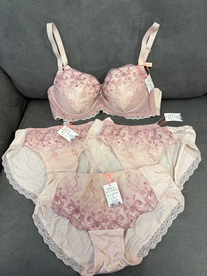 アモスタイル チャーミングラマー ブラジャー＆ショーツ3枚 C80 L ピンク