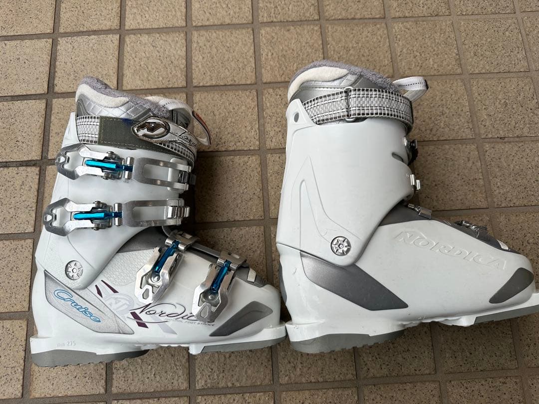 かおりさん専用ノルディカNFS Cruise SL W 22.5-23.5cm