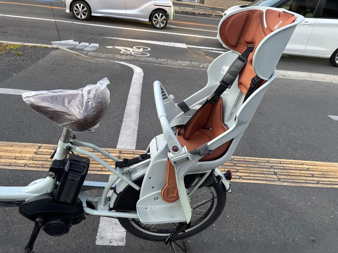 さくら 中古20㌅ブリヂストン電動アシスト自転車　8.7Ah 大阪