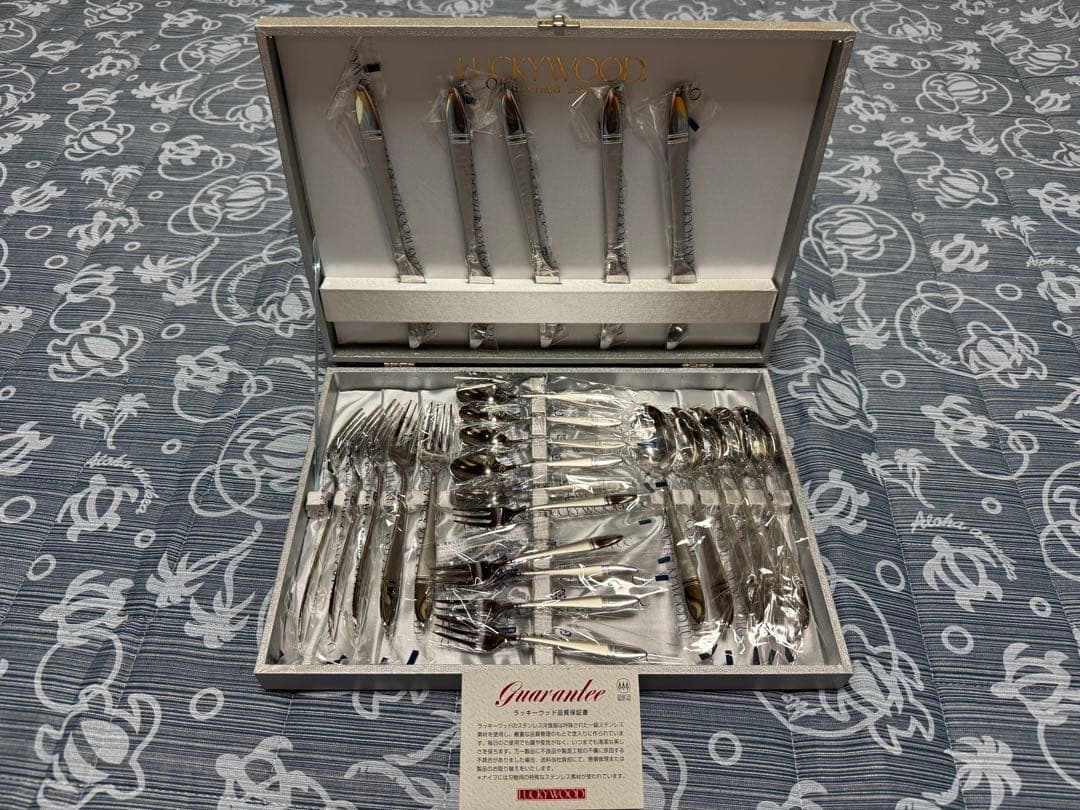 【新品・暗室保管・ケース美品！】LUCKY WOOD カラトリー 5種類x5本