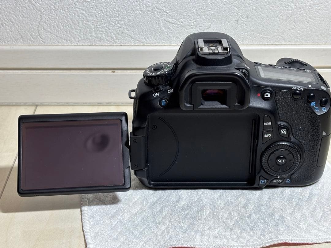 Canon EOS 60D 美品 一眼レフカメラ ショット数9473回