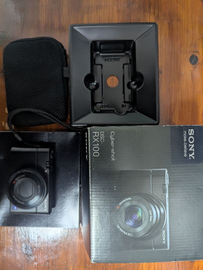 DSC-RX100 通電確認済み