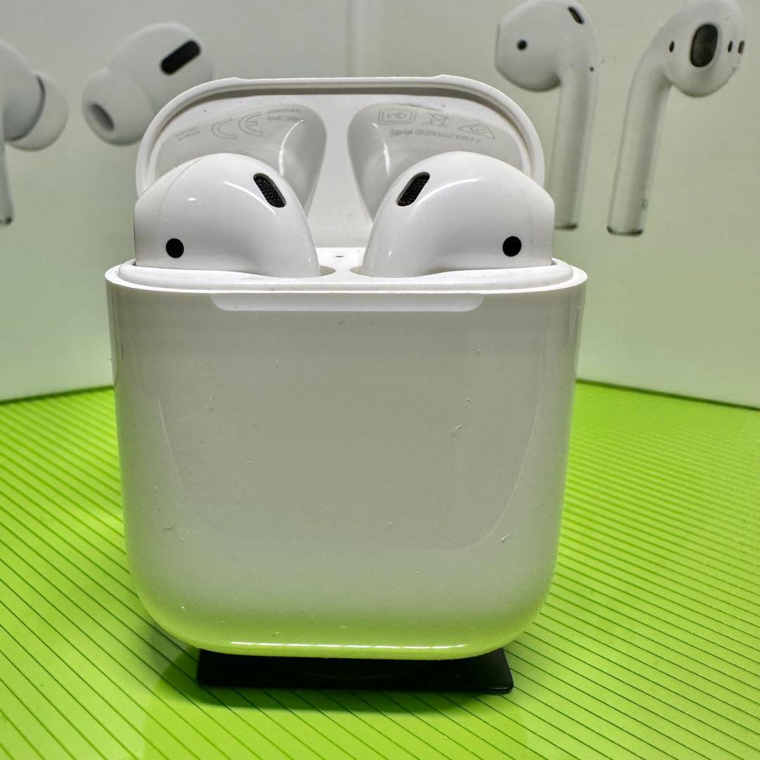 [美品]Apple Airpods 第一世代 [国内純正品 ]