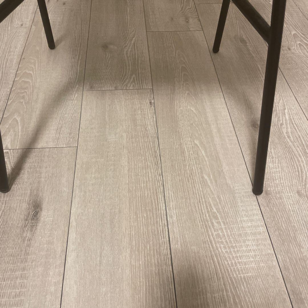 モモナチュラル　椅子