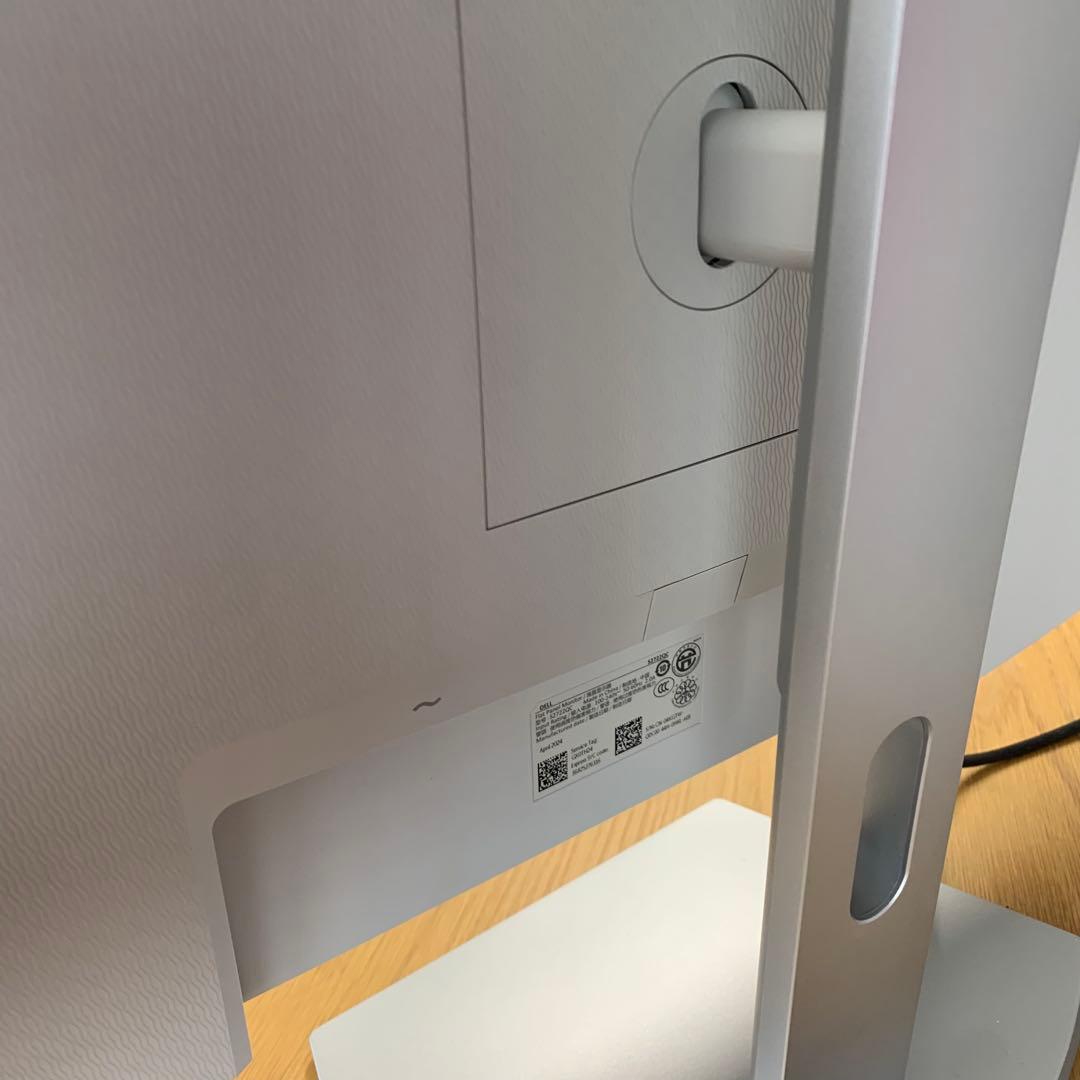 DELL シルバー モニター 本体 2722QC