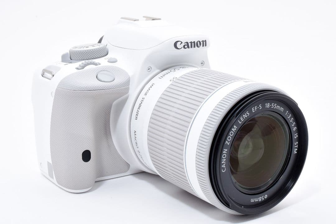 カメラバッグ付き✨Canon EOS KissX7 ホワイト✨シングルレンズ